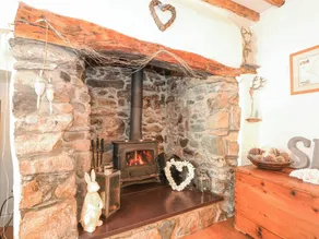 Bramley Cottage - Image 2