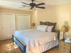 PRIVATE, RELAXING , AND A UNIQUE HOME EXPERIENCE - Image 4