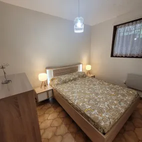 3 pièces dans une villa avec jardin. - Image 4