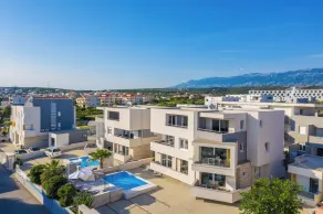 Apartments & Rooms Danivan Pool Villas B - Image 4
