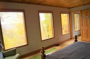 Tranquil Retreat w/ New River and Mountain Views! River Access, Hiking - Image 3