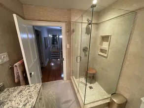 200 yr old Historic Farmhouse in Walkable City Neighborhood - 35 min to Saratoga - Image 4