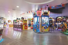 3 Bed Caravan - Near Beach, 5 Star Reviews - Image 2