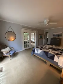 Enjoy a relaxing spring getaway at our private & peaceful waterfront cottage! - Image 5