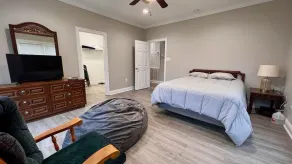 Newly remodeled house on the lake!  Private beach! Near the Gulf of Mexico - Image 5