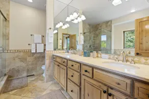 Eagle-Vail Townhome w/ Private Spa! - Minutes from Vail and Beaver Creek! - Image 3