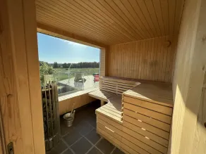 Unique villa with sauna 7 min from ARL Airport - Image 3