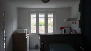 Petite maison 2 personnes à Crach avec jardin ombragé - Image 5