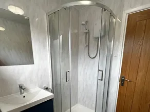 Peaceful, streamside, detached bungalow - close attractions, walks & beaches - Image 3