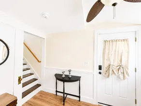 Caretakers Apartment-Split level Full Bed with European Bath Pet Friendly fee applies - Image 2