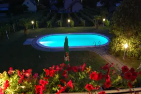 Lovely holiday home with private pool and premium hot tub - Image 5