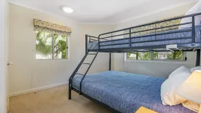 Pacific Waves Apartments - Image 3