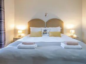 3 chambres à coucher à Freuchie, Nr Cupar - Image 5