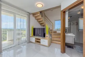 Pool & Whirlpool Art Villas - Image 3