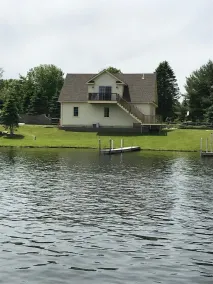 Ashmere Lakefront  Apartment - Image 4