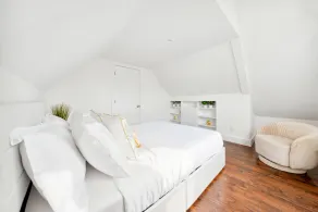 NY Luxury Apt Free Parking in PRIME Area - Image 4