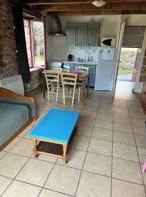 Gite Chouette, Maison chaleureuse dans un cadre verdoyant - Image 5
