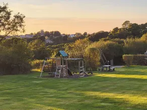 2 bedroom accommodation in Holsworthy, near Bude - Image 3