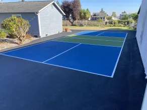 Cozy riverfront getaway with newly rebuilt private dock & pickleball court - Image 2