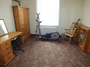 Attractive family retreat - Image 3
