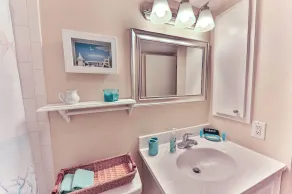 Beautiful 2 Bed 2 Bath Condo. Pool, Golf - Image 5