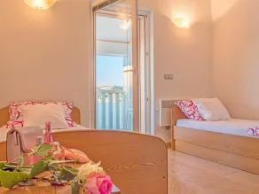 Holiday home Marko, (14162), Rogoznica, hr - Image 5