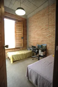 BRICK HOUSE - Image 4