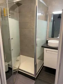 Joli T2, jacuzzi et parking privé - Image 2