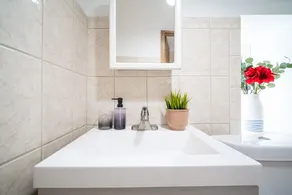 Lowest Rates! Fun & Stylish 3BR in Logan Square - Image 3