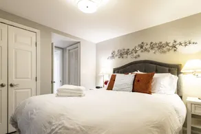 NEW Cosy Apt in Shaw-Sleeps 4 WALK to White House - Image 5