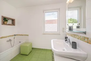 Cozy vacation apartment in Zinnowitz with balcony and fireplace near the beach & town - Image 2