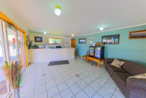 Country Roads Motor Inn Naracoorte - Image 2