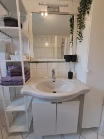 Vacation apartment with large balcony, 2km west of the Ammersee, in a quiet location. - Image 3