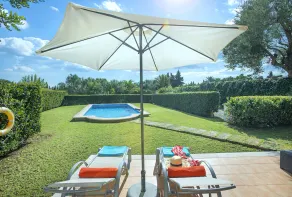 Owl Booking Villa Tarongers - Stay For Couples - Image 5