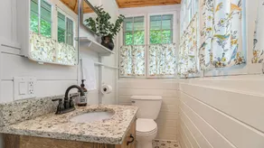 Waterloo Cottage - Beautiful Lakefront Cottage at Clear Lake Near Chelsea, MI. - Image 5