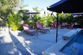 RV on private lot with pool 10 min walk to the beach - Image 5
