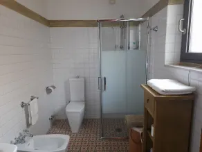 Typisch toskanisches Landhaus auf den Hügeln zwischen Viareggio und Camaiore. - Image 2