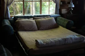 Private three season cabin nestled in woods on shore of pristine Maine lake - Image 5