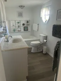 Sunny Place Cottage,  Your Pet-Friendly Home away from Home! 🐾 - Image 3