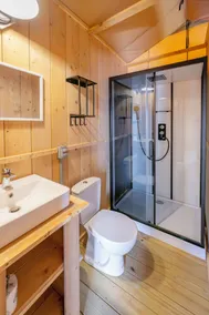 Chincoteague Bay RV Resort & Cottages - Image 3