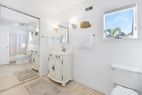 Tolle Lage, tolles Haus, herrliche Aussicht, fünf Schlafzimmer! - Image 4