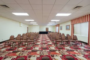 Quality Inn - Image 4