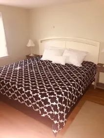 Rénové 3 BR pour 8 personnes. Walk To Beach & Tennis, Central AC / WiFi / Cable - Image 4