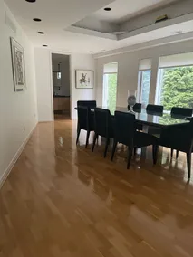 Cozy home with direct lake view - Image 3