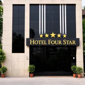 Hotel Four Star - Image 5