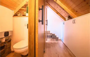 Amazing Home In Jamnica Pisarovinska - Image 2
