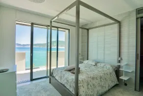 Luxury Villa On the sea  - Image 4