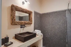 moderne Wohnung mit eigenem Garten, Klimaanlage und WI-FI, 2 Doppelzimmer - Image 4
