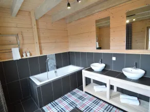 Sumptuous Chalet in Septon with Sauna and Jacuzzi - Image 4