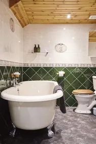 Stylish Private Flat Near St. Andrews Golf Course - Image 3